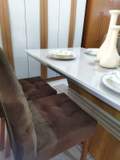 Mesa Agata 120 MDF/Vidro  c/ 4 cadeiras Sophia veludo - Rufato - 5.6 SR - 2.9 RN 2